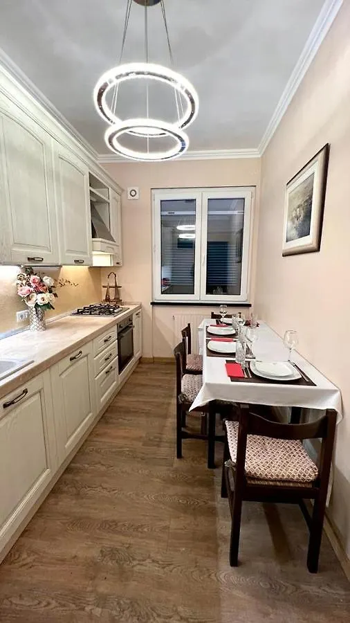 Bellaria Casa Indipendente-Giardino Privato-Free Parking-Wifi-Strategic Location 5 Terre-Portofino Apartment Rapallo